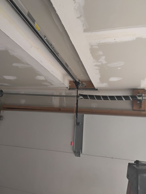 Garage door job photo #002