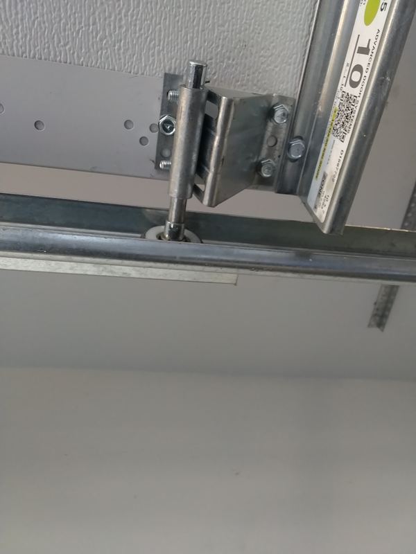 Garage door job photo #136